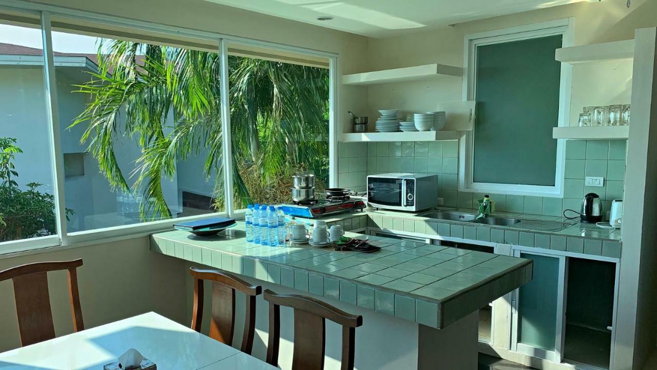 Grand Bleu Ocean View Pool Suite Praia de Kamala Exterior foto